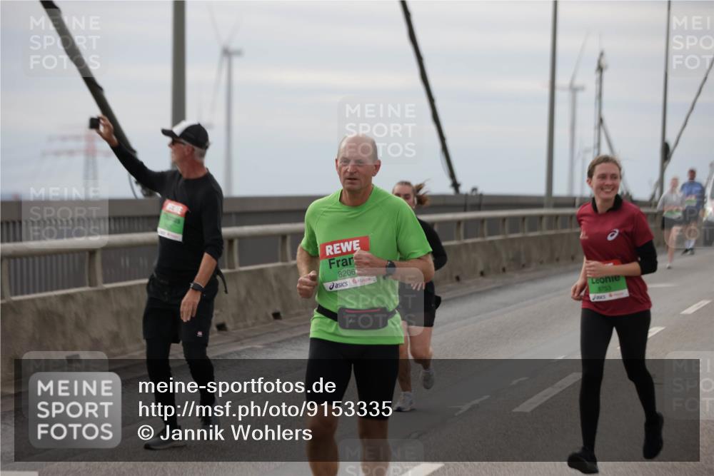 03.10.2025 - Köhlbrandbrückenlauf Jannik Wohlers http://msf.ph/oto/9153335 03.10.2025 16:04:02 Position 1 8206, 8753 meine-sportfotos.de