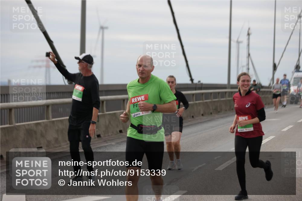 03.10.2025 - Köhlbrandbrückenlauf Jannik Wohlers http://msf.ph/oto/9153339 03.10.2025 16:04:03 Position 1 82, 5753 meine-sportfotos.de