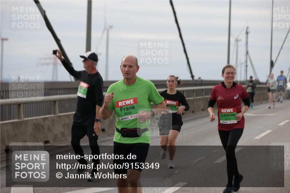 03.10.2025 - Köhlbrandbrückenlauf Jannik Wohlers http://msf.ph/oto/9153349 03.10.2025 16:04:03 Position 1 8206, 8753 meine-sportfotos.de