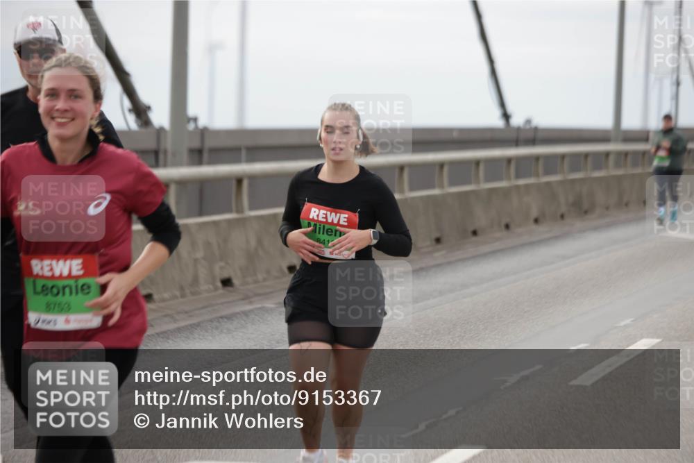 03.10.2025 - Köhlbrandbrückenlauf Jannik Wohlers http://msf.ph/oto/9153367 03.10.2025 16:04:04 Position 1 8753, 0, 841 meine-sportfotos.de
