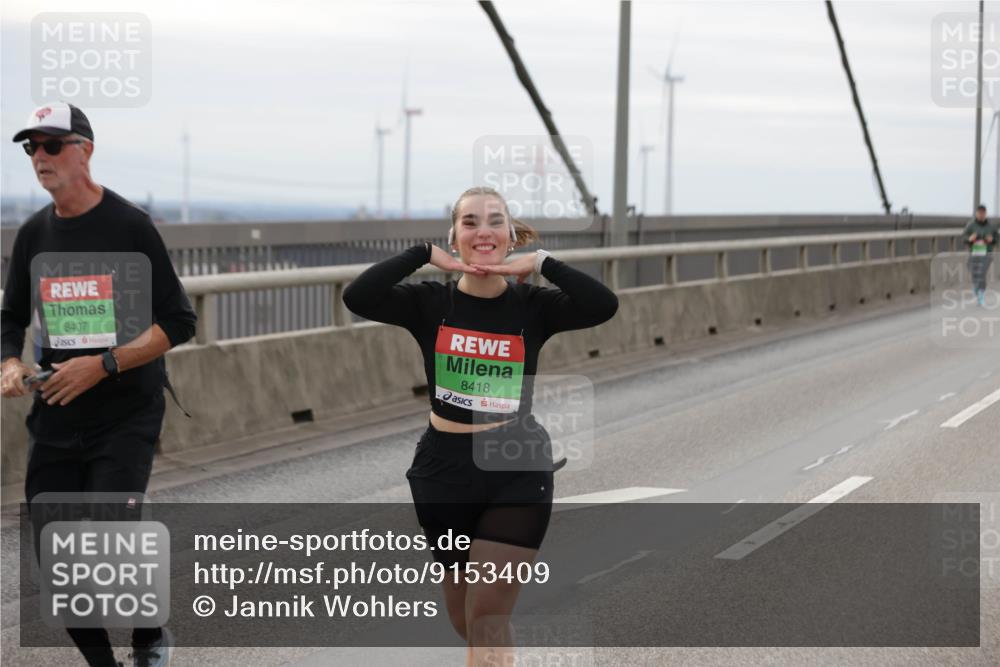03.10.2025 - Köhlbrandbrückenlauf Jannik Wohlers http://msf.ph/oto/9153409 03.10.2025 16:04:06 Position 1 8407, 8418 meine-sportfotos.de