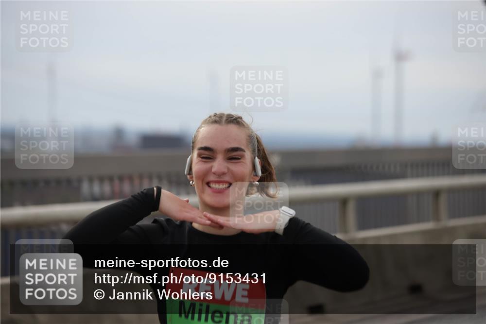 03.10.2025 - Köhlbrandbrückenlauf Jannik Wohlers http://msf.ph/oto/9153431 03.10.2025 16:04:07 Position 1  meine-sportfotos.de