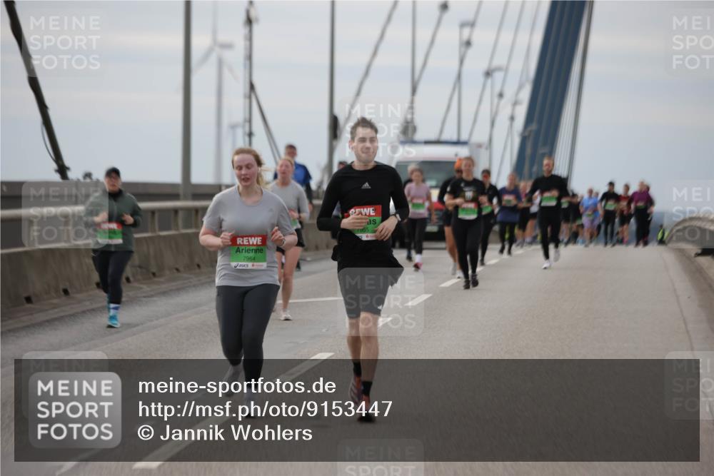 03.10.2025 - Köhlbrandbrückenlauf Jannik Wohlers http://msf.ph/oto/9153447 03.10.2025 16:04:09 Position 1 7964, 7955 meine-sportfotos.de
