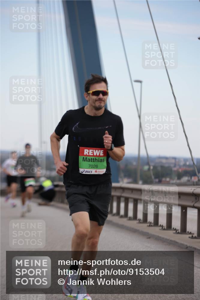 03.10.2025 - Köhlbrandbrückenlauf Jannik Wohlers http://msf.ph/oto/9153504 03.10.2025 15:19:23 Position 1 7026 meine-sportfotos.de