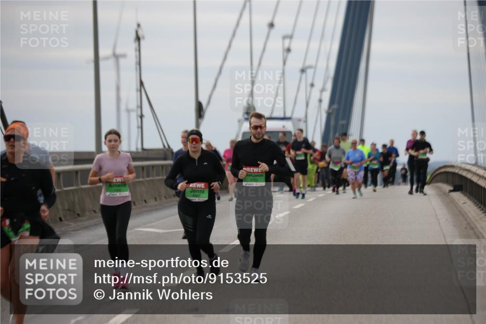 03.10.2025 - Köhlbrandbrückenlauf Jannik Wohlers http://msf.ph/oto/9153525 03.10.2025 16:04:20 Position 1 8586, 8563 meine-sportfotos.de
