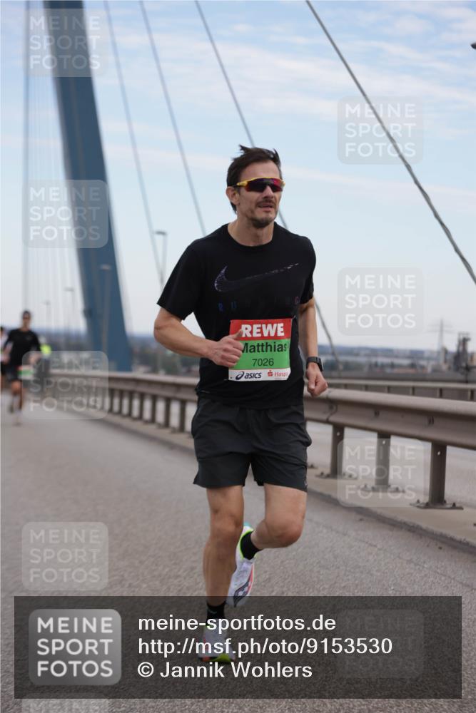 03.10.2025 - Köhlbrandbrückenlauf Jannik Wohlers http://msf.ph/oto/9153530 03.10.2025 15:19:24 Position 1 7026 meine-sportfotos.de