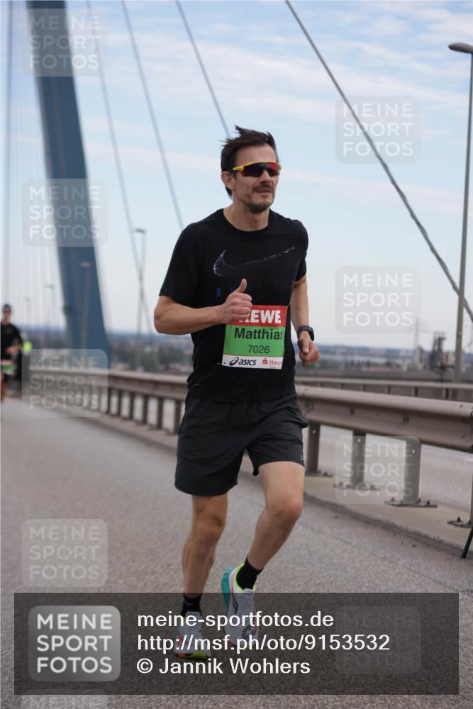 03.10.2025 - Köhlbrandbrückenlauf Jannik Wohlers http://msf.ph/oto/9153532 03.10.2025 15:19:25 Position 1 7026 meine-sportfotos.de