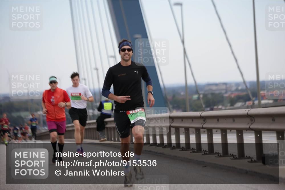 03.10.2025 - Köhlbrandbrückenlauf Jannik Wohlers http://msf.ph/oto/9153536 03.10.2025 15:19:27 Position 1 7118 meine-sportfotos.de