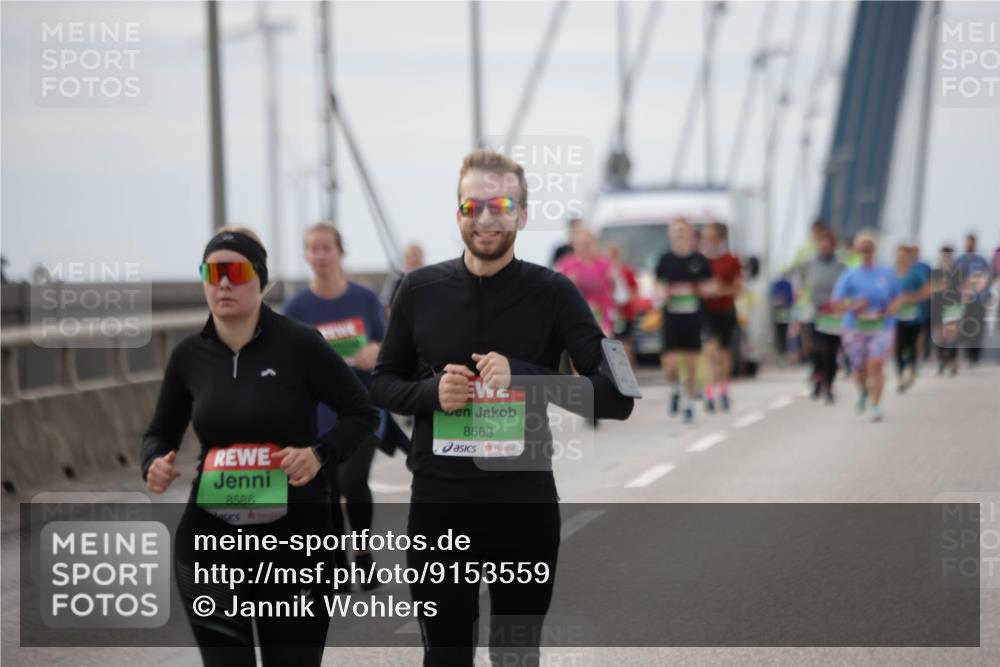 03.10.2025 - Köhlbrandbrückenlauf Jannik Wohlers http://msf.ph/oto/9153559 03.10.2025 16:04:23 Position 1 8586, 8563 meine-sportfotos.de