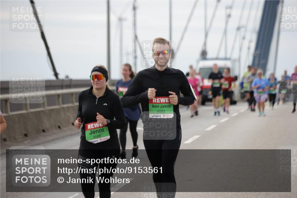 03.10.2025 - Köhlbrandbrückenlauf Jannik Wohlers http://msf.ph/oto/9153561 03.10.2025 16:04:23 Position 1 8586, 8563 meine-sportfotos.de
