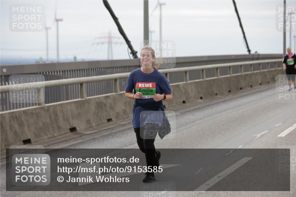 03.10.2025 - Köhlbrandbrückenlauf Jannik Wohlers http://msf.ph/oto/9153585 03.10.2025 16:04:28 Position 1 8535 meine-sportfotos.de