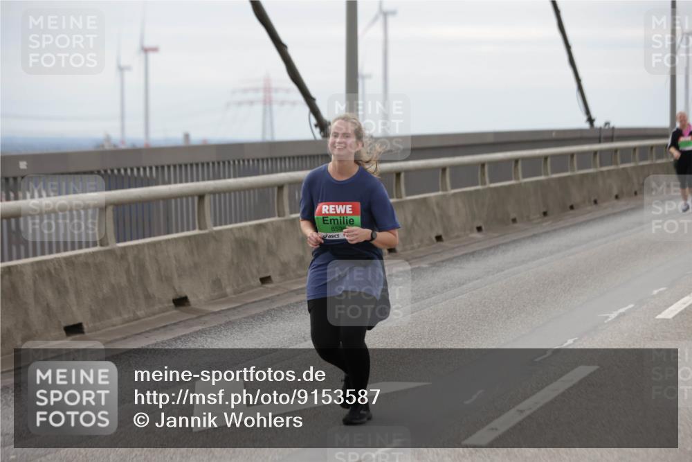 03.10.2025 - Köhlbrandbrückenlauf Jannik Wohlers http://msf.ph/oto/9153587 03.10.2025 16:04:28 Position 1 853 meine-sportfotos.de