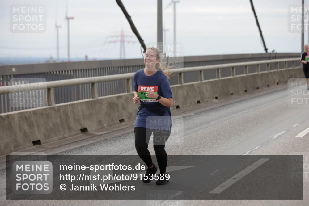 03.10.2025 - Köhlbrandbrückenlauf Jannik Wohlers http://msf.ph/oto/9153589 03.10.2025 16:04:28 Position 1 850 meine-sportfotos.de