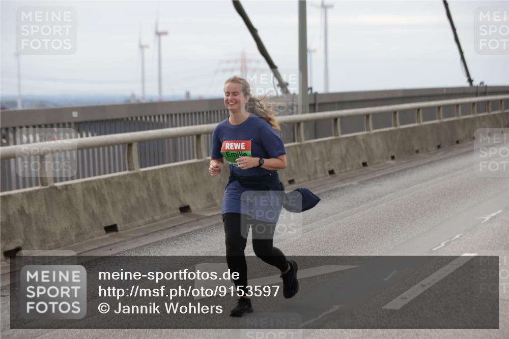 03.10.2025 - Köhlbrandbrückenlauf Jannik Wohlers http://msf.ph/oto/9153597 03.10.2025 16:04:29 Position 1  meine-sportfotos.de