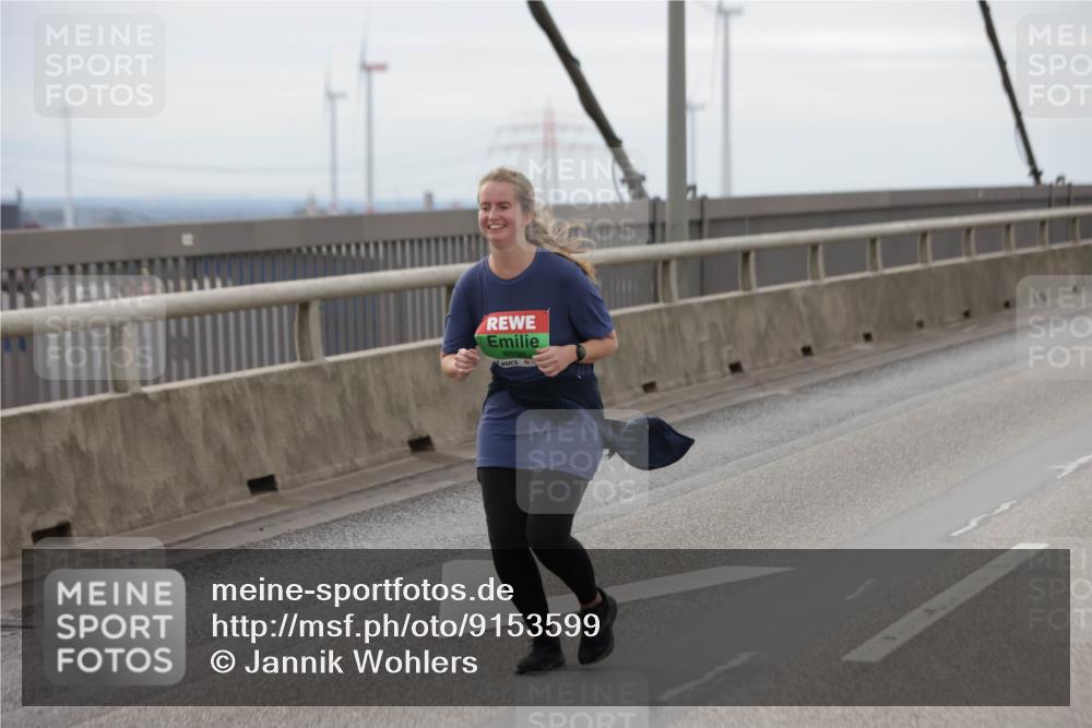 03.10.2025 - Köhlbrandbrückenlauf Jannik Wohlers http://msf.ph/oto/9153599 03.10.2025 16:04:29 Position 1  meine-sportfotos.de
