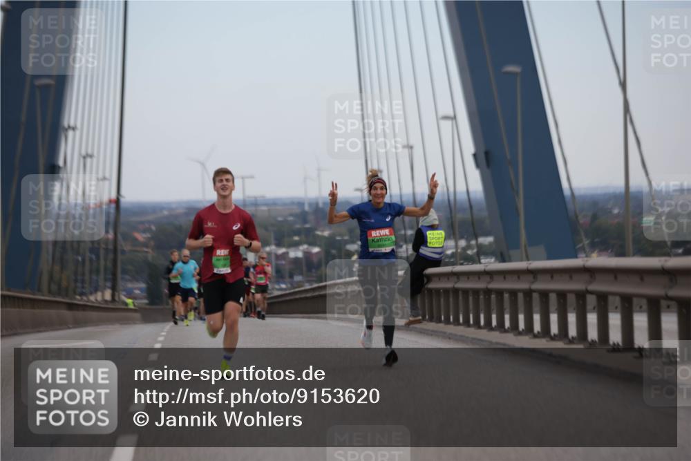 03.10.2025 - Köhlbrandbrückenlauf Jannik Wohlers http://msf.ph/oto/9153620 03.10.2025 15:19:39 Position 1  meine-sportfotos.de