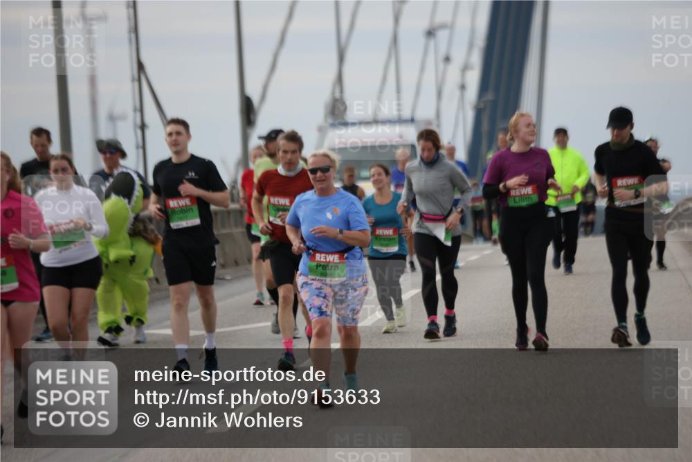 03.10.2025 - Köhlbrandbrückenlauf Jannik Wohlers http://msf.ph/oto/9153633 03.10.2025 16:04:32 Position 1 8069 meine-sportfotos.de