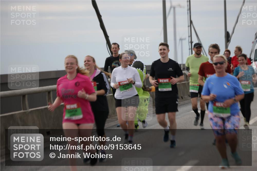 03.10.2025 - Köhlbrandbrückenlauf Jannik Wohlers http://msf.ph/oto/9153645 03.10.2025 16:04:34 Position 1  meine-sportfotos.de