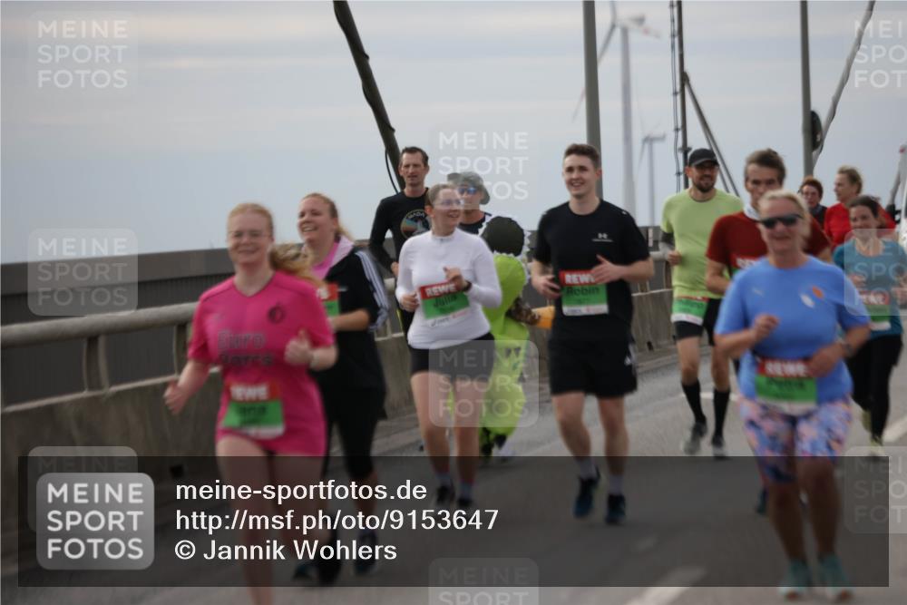 03.10.2025 - Köhlbrandbrückenlauf Jannik Wohlers http://msf.ph/oto/9153647 03.10.2025 16:04:34 Position 1  meine-sportfotos.de