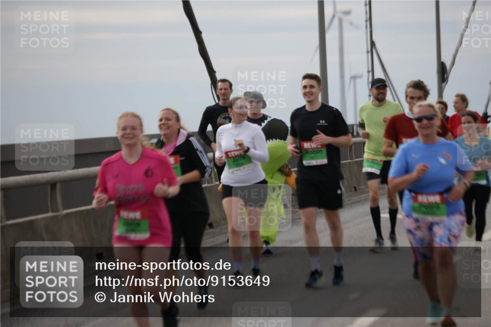 03.10.2025 - Köhlbrandbrückenlauf Jannik Wohlers http://msf.ph/oto/9153649 03.10.2025 16:04:34 Position 1 7706 meine-sportfotos.de