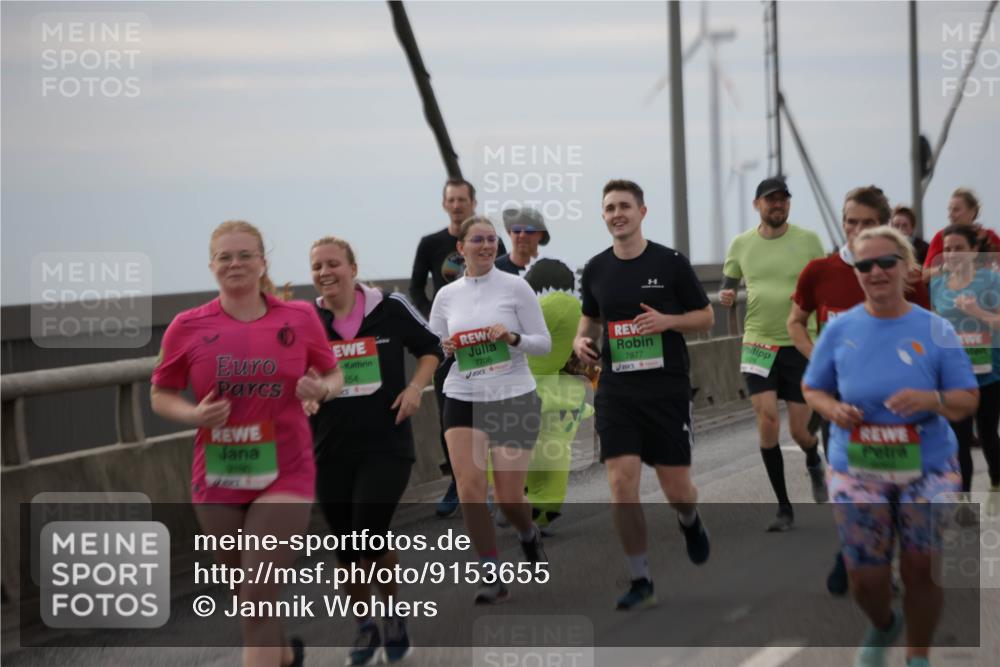 03.10.2025 - Köhlbrandbrückenlauf Jannik Wohlers http://msf.ph/oto/9153655 03.10.2025 16:04:35 Position 1 7877, 7706, 454, 9180 meine-sportfotos.de