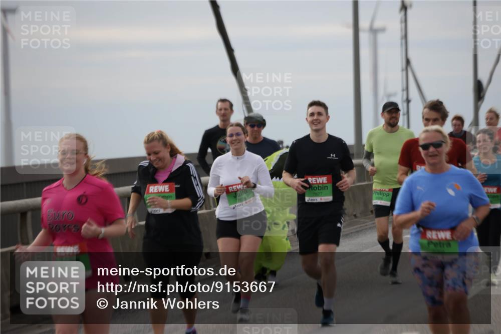 03.10.2025 - Köhlbrandbrückenlauf Jannik Wohlers http://msf.ph/oto/9153667 03.10.2025 16:04:35 Position 1 7706, 7877 meine-sportfotos.de