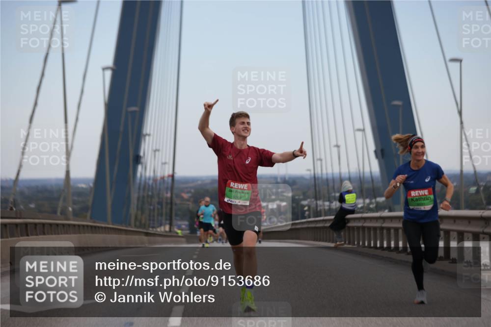 03.10.2025 - Köhlbrandbrückenlauf Jannik Wohlers http://msf.ph/oto/9153686 03.10.2025 15:19:42 Position 1 9, 9269 meine-sportfotos.de