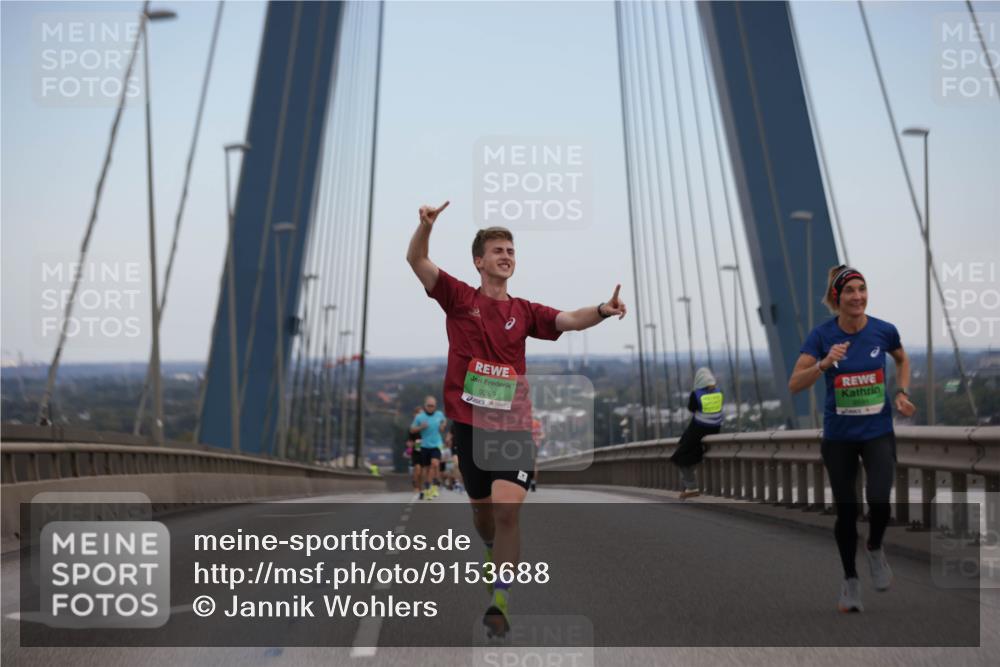 03.10.2025 - Köhlbrandbrückenlauf Jannik Wohlers http://msf.ph/oto/9153688 03.10.2025 15:19:42 Position 1 9269 meine-sportfotos.de
