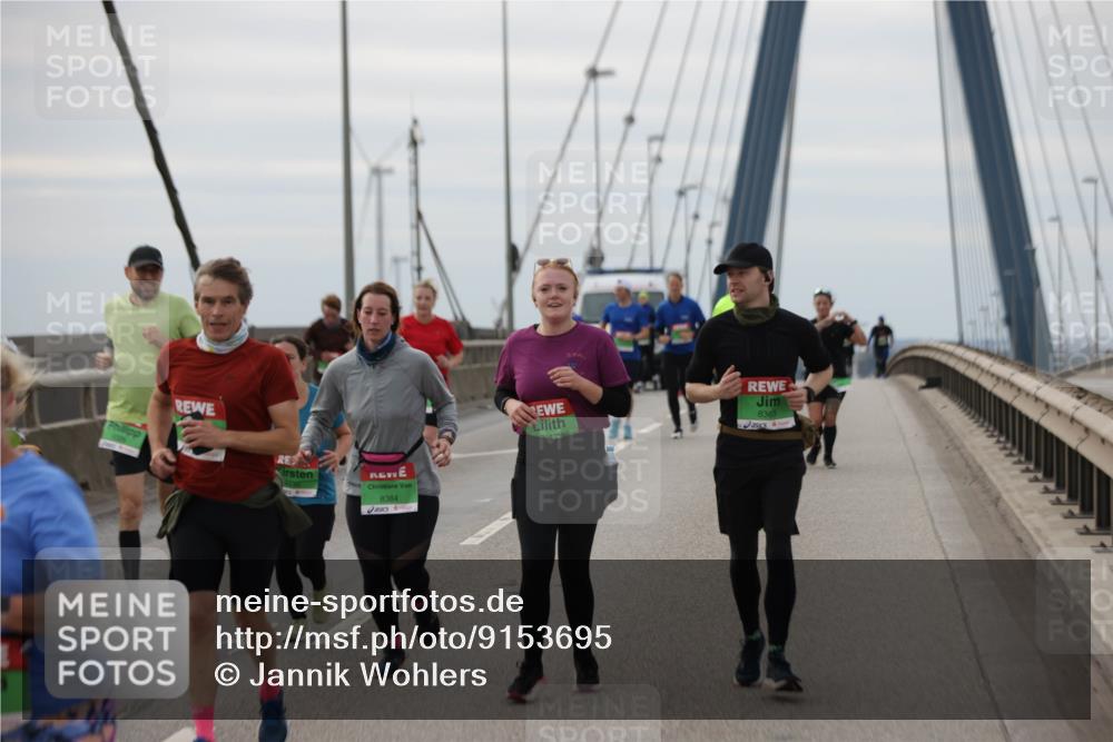 03.10.2025 - Köhlbrandbrückenlauf Jannik Wohlers http://msf.ph/oto/9153695 03.10.2025 16:04:38 Position 1 8384, 8363 meine-sportfotos.de