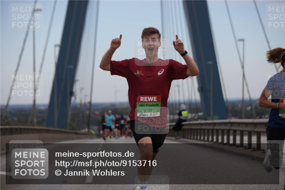 03.10.2025 - Köhlbrandbrückenlauf Jannik Wohlers http://msf.ph/oto/9153716 03.10.2025 15:19:43 Position 1 9269 meine-sportfotos.de