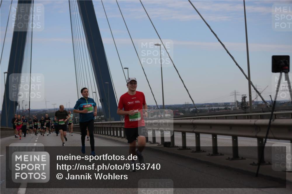 03.10.2025 - Köhlbrandbrückenlauf Jannik Wohlers http://msf.ph/oto/9153740 03.10.2025 15:21:29 Position 1  meine-sportfotos.de
