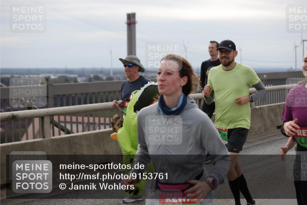 03.10.2025 - Köhlbrandbrückenlauf Jannik Wohlers http://msf.ph/oto/9153761 03.10.2025 16:04:42 Position 1  meine-sportfotos.de