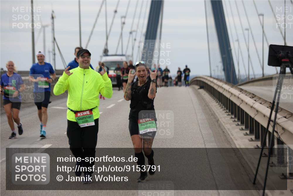 03.10.2025 - Köhlbrandbrückenlauf Jannik Wohlers http://msf.ph/oto/9153791 03.10.2025 16:04:46 Position 1 9256, 9260 meine-sportfotos.de