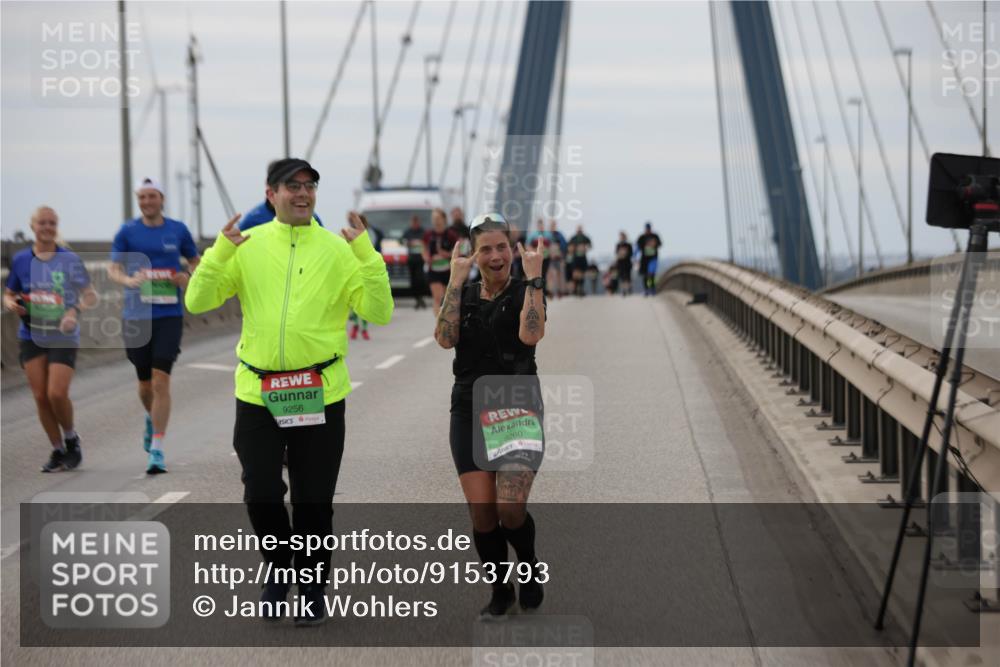 03.10.2025 - Köhlbrandbrückenlauf Jannik Wohlers http://msf.ph/oto/9153793 03.10.2025 16:04:46 Position 1 9256, 9260 meine-sportfotos.de