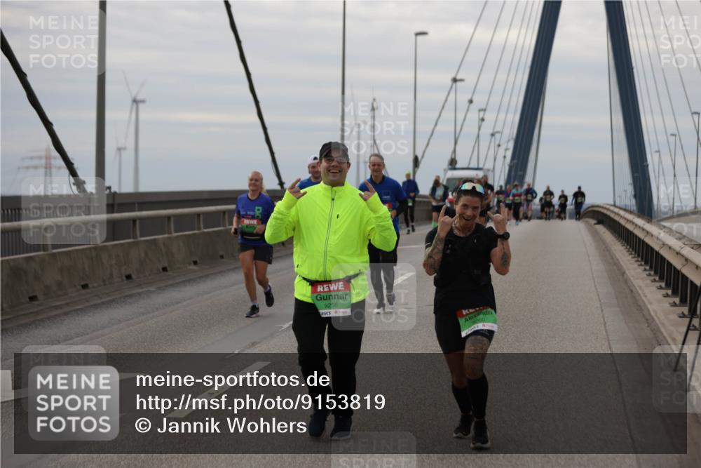 03.10.2025 - Köhlbrandbrückenlauf Jannik Wohlers http://msf.ph/oto/9153819 03.10.2025 16:04:47 Position 1 9256, 9260 meine-sportfotos.de