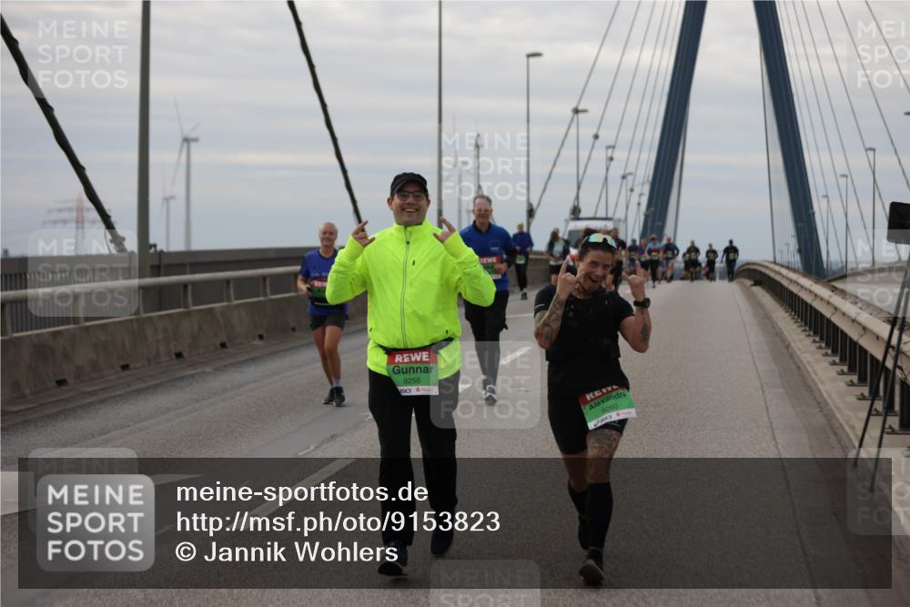 03.10.2025 - Köhlbrandbrückenlauf Jannik Wohlers http://msf.ph/oto/9153823 03.10.2025 16:04:47 Position 1 9256, 9260 meine-sportfotos.de