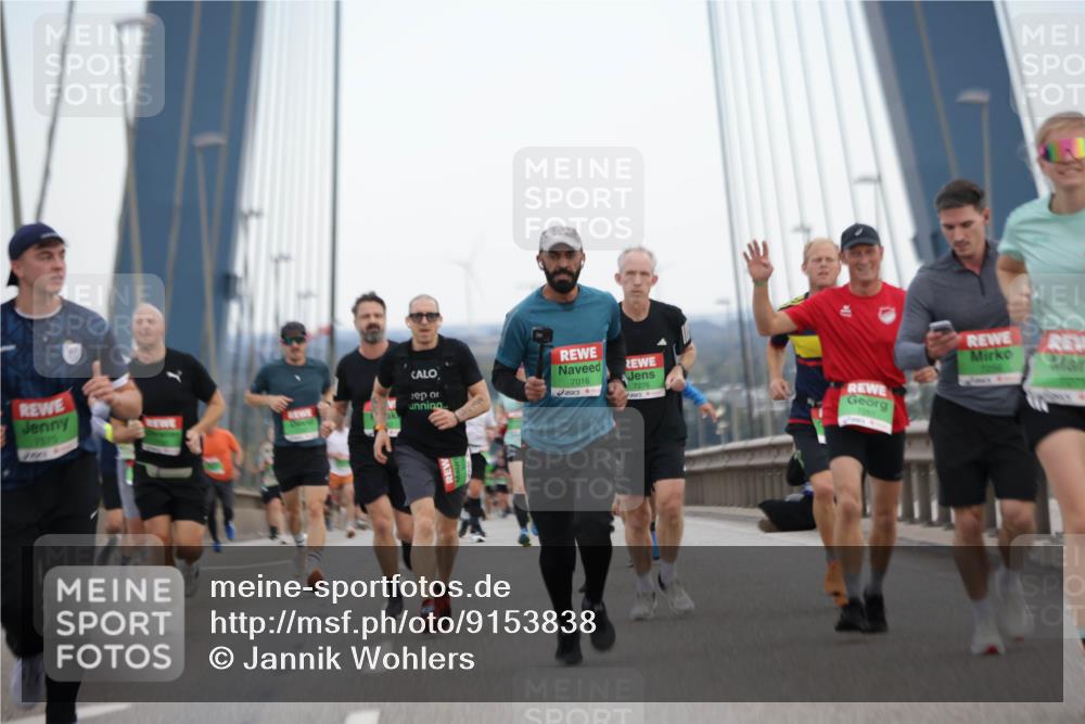 03.10.2025 - Köhlbrandbrückenlauf Jannik Wohlers http://msf.ph/oto/9153838 03.10.2025 15:21:37 Position 1 7575, 7016, 7276 meine-sportfotos.de