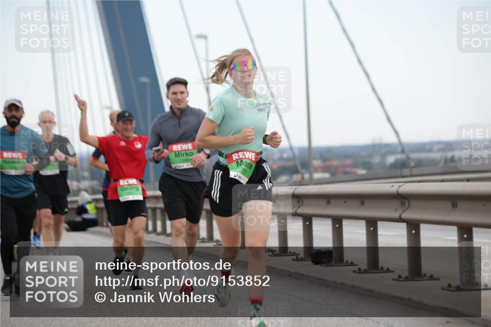 03.10.2025 - Köhlbrandbrückenlauf Jannik Wohlers http://msf.ph/oto/9153852 03.10.2025 15:21:38 Position 1 7271 meine-sportfotos.de