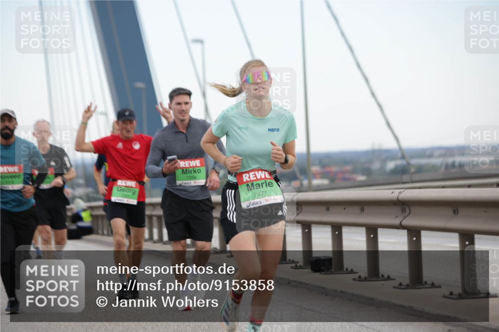 03.10.2025 - Köhlbrandbrückenlauf Jannik Wohlers http://msf.ph/oto/9153858 03.10.2025 15:21:38 Position 1 7256, 7271 meine-sportfotos.de