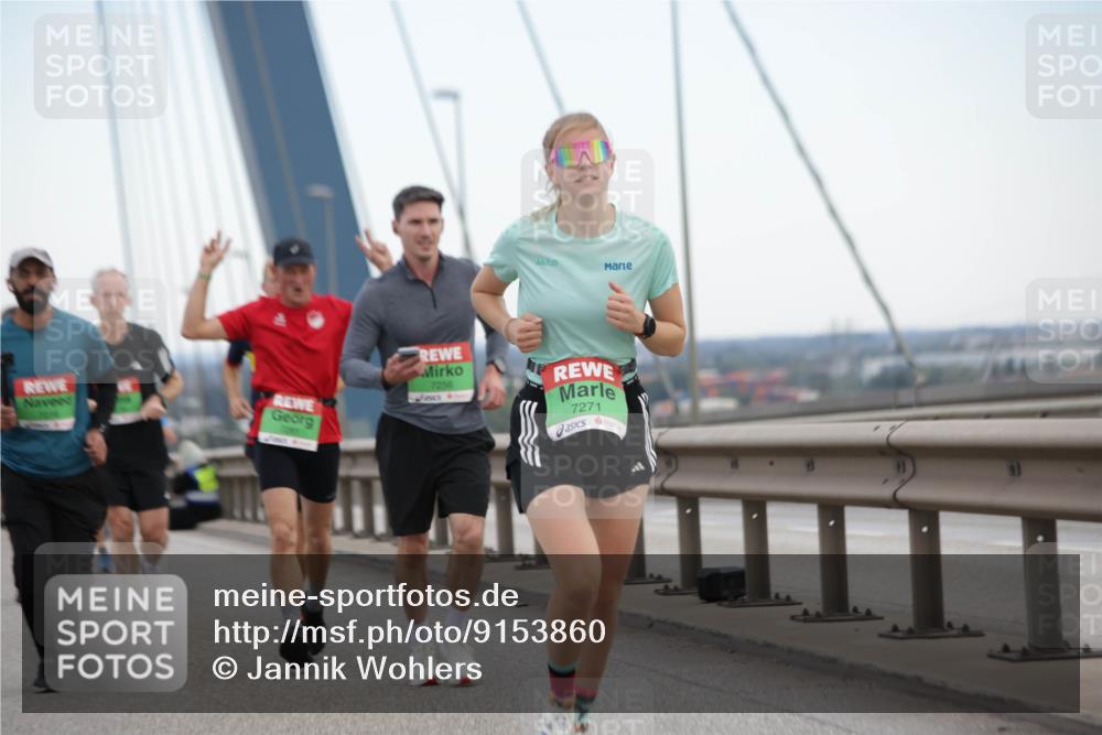 03.10.2025 - Köhlbrandbrückenlauf Jannik Wohlers http://msf.ph/oto/9153860 03.10.2025 15:21:38 Position 1 7256, 7271 meine-sportfotos.de