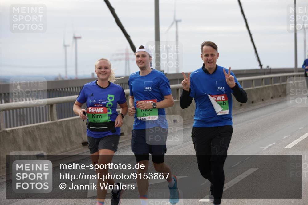 03.10.2025 - Köhlbrandbrückenlauf Jannik Wohlers http://msf.ph/oto/9153867 03.10.2025 16:04:51 Position 1 10, 9248, 9251 meine-sportfotos.de