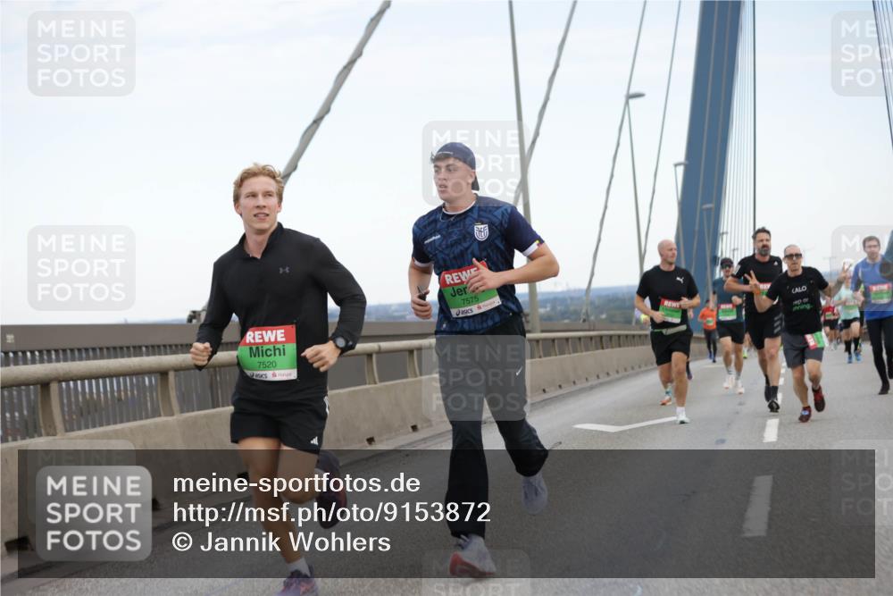 03.10.2025 - Köhlbrandbrückenlauf Jannik Wohlers http://msf.ph/oto/9153872 03.10.2025 15:21:40 Position 1 7520, 7575 meine-sportfotos.de