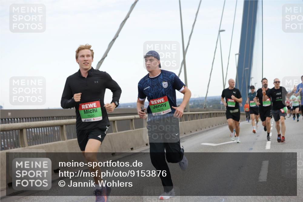 03.10.2025 - Köhlbrandbrückenlauf Jannik Wohlers http://msf.ph/oto/9153876 03.10.2025 15:21:40 Position 1 7520, 7575, 100 meine-sportfotos.de