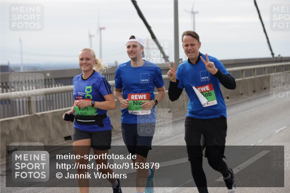 03.10.2025 - Köhlbrandbrückenlauf Jannik Wohlers http://msf.ph/oto/9153879 03.10.2025 16:04:51 Position 1 0110, 9248, 925 meine-sportfotos.de