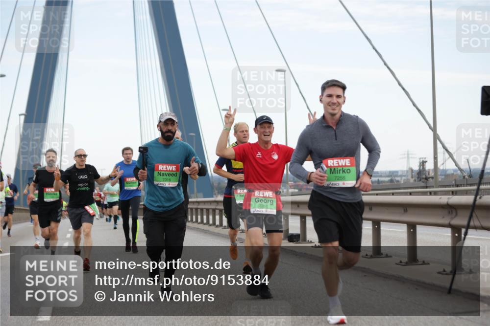 03.10.2025 - Köhlbrandbrückenlauf Jannik Wohlers http://msf.ph/oto/9153884 03.10.2025 15:21:40 Position 1 7016, 7261, 7256 meine-sportfotos.de