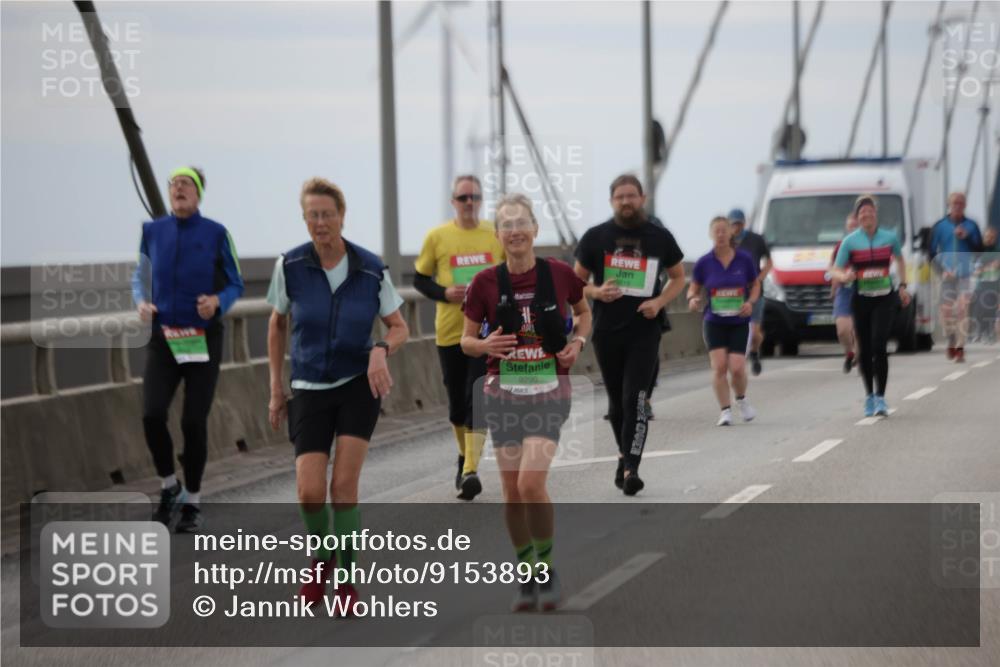03.10.2025 - Köhlbrandbrückenlauf Jannik Wohlers http://msf.ph/oto/9153893 03.10.2025 16:04:55 Position 1 9290 meine-sportfotos.de