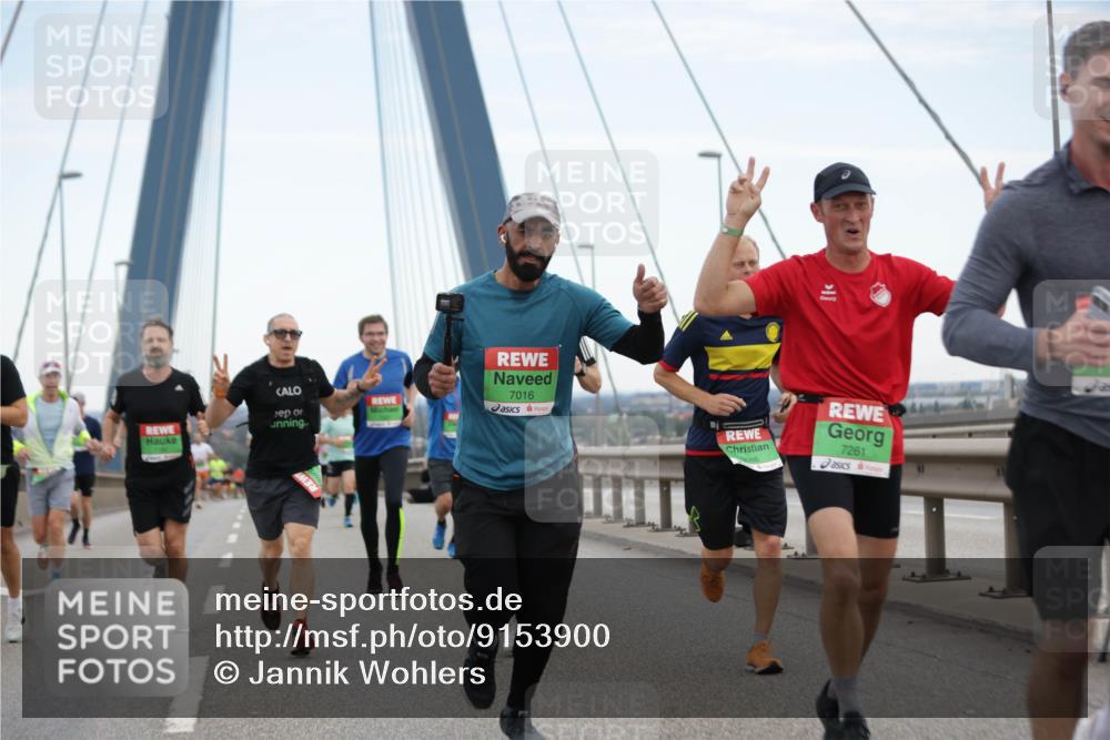 03.10.2025 - Köhlbrandbrückenlauf Jannik Wohlers http://msf.ph/oto/9153900 03.10.2025 15:21:41 Position 1 7016, 9086, 7261 meine-sportfotos.de