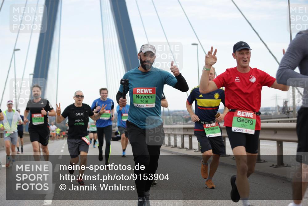 03.10.2025 - Köhlbrandbrückenlauf Jannik Wohlers http://msf.ph/oto/9153904 03.10.2025 15:21:41 Position 1 7016, 9086, 7261 meine-sportfotos.de