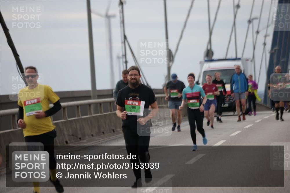 03.10.2025 - Köhlbrandbrückenlauf Jannik Wohlers http://msf.ph/oto/9153939 03.10.2025 16:04:58 Position 1 9697, 9215 meine-sportfotos.de