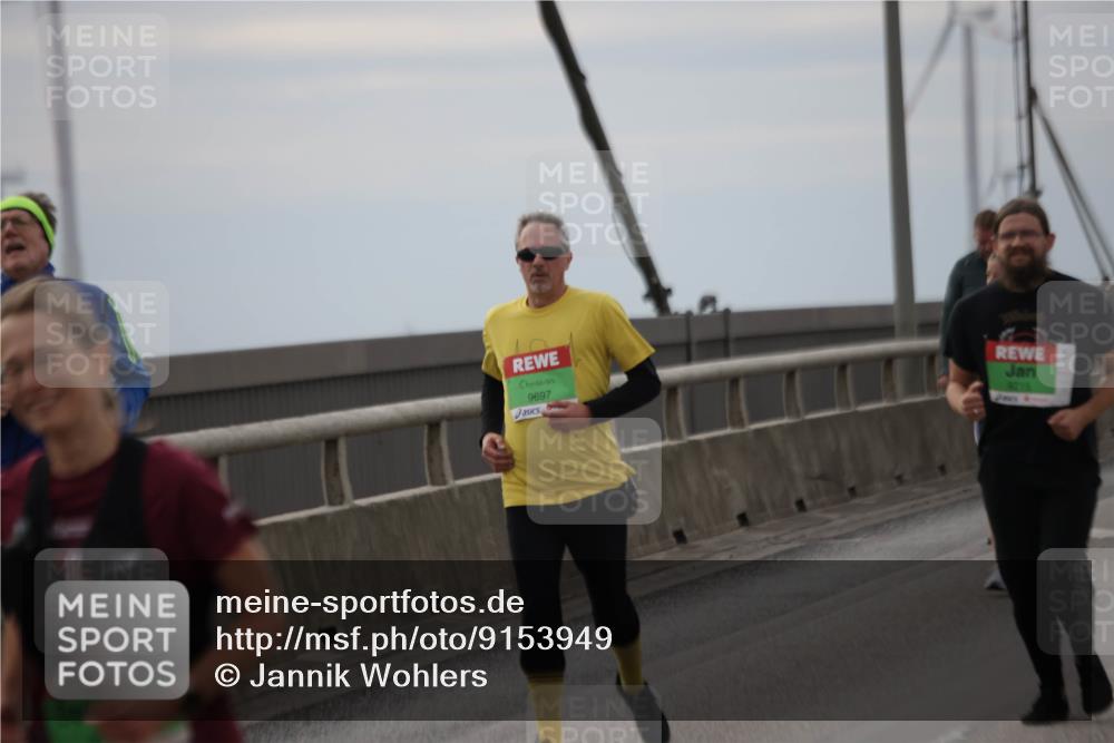 03.10.2025 - Köhlbrandbrückenlauf Jannik Wohlers http://msf.ph/oto/9153949 03.10.2025 16:04:59 Position 1 9697 meine-sportfotos.de
